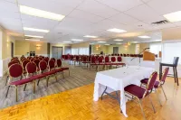 Ramada by Wyndham Coquitlam Hotels in New Westminster