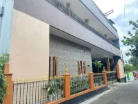 OYO 92880 Wisma Nusantara Near SD Gmim Wiau Lapi Hotel di Amurang Timur