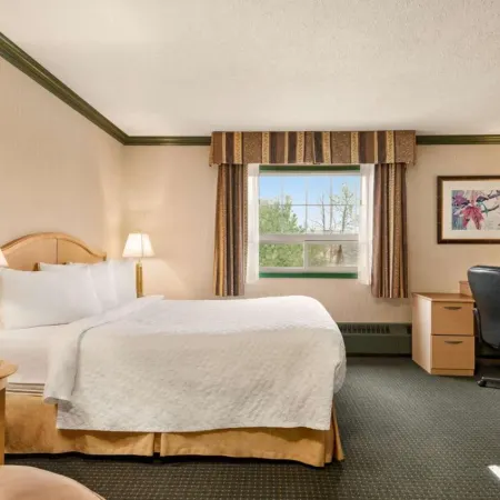 Ramada by Wyndham Dawson Creek