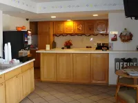 Algoma Beach Motel فنادق في Algoma