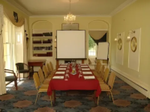 Chiseldon House Hotel