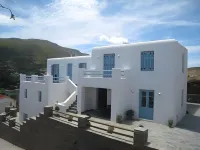 Karaoulanis Apartments - 3-Star