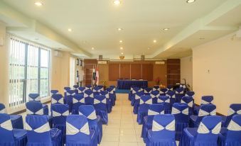 UrbanView Hotel Anggraeni Jatibarang