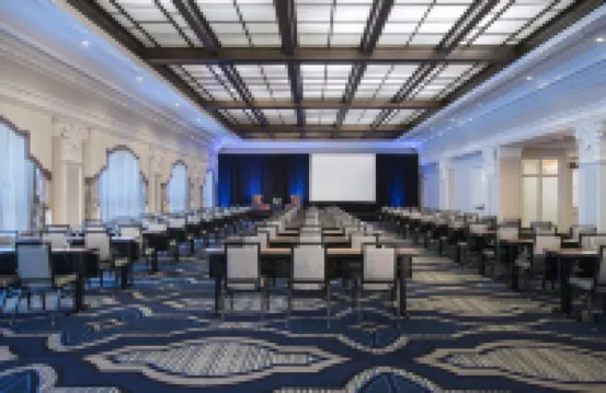 費城公證酒店，傲途格精選