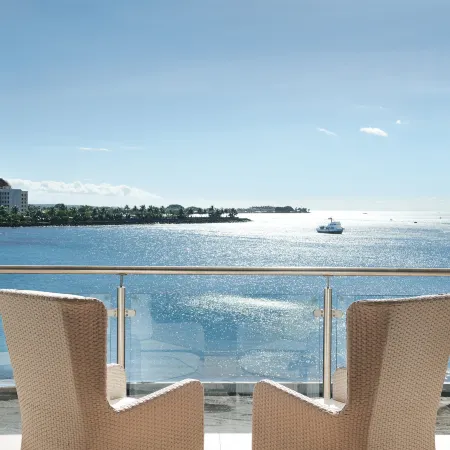 Sheraton Samoa Aggie Grey's Hotel & Bungalows