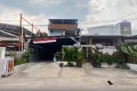 Andung Residence RedPartner Rajabasa 호텔