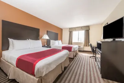 Days Inn & Suites by Wyndham Dallas Hotels in Dallas