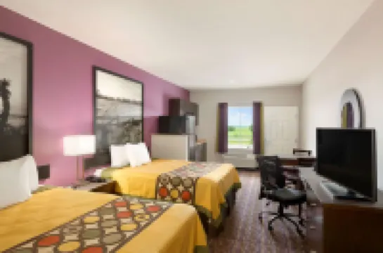 슈퍼 8 바이 윈덤 카리조 스프링스