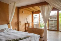 Eco Lodge Mancora Отели в г. 