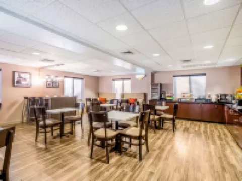 Sleep Inn & Suites Harrisonburg Near University Hotels in Harrisonburg