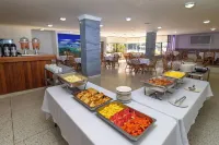 Hotel Axis Inn by Geh Suites - Frühstück
