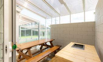 Gyeongju Sky Lake Pool Villa
