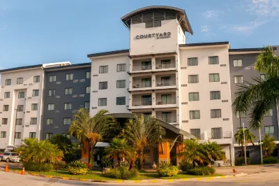 Courtyard San Salvador Hotels in 