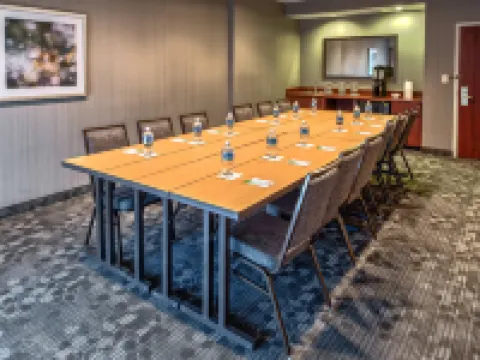 Courtyard Springfield Hotel di Springfield