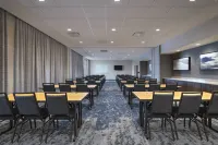 聖路易斯布倫特伍德萬豪萬怡飯店 - 停車場