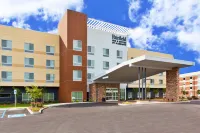 Fairfield Inn & Suites Birmingham Colonnade/Grandview - breakfast
