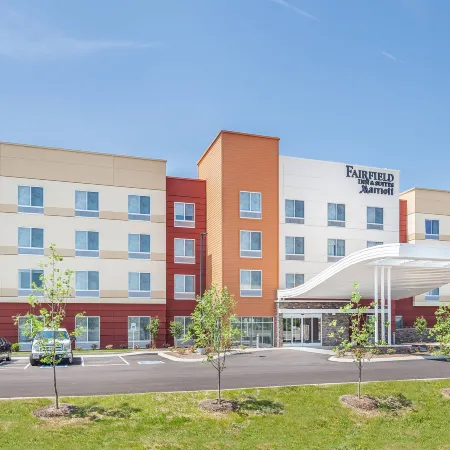 Fairfield Inn & Suites Lebanon