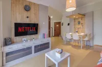 Majesty Homey 2Br Apartment