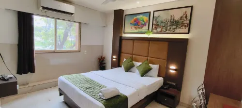 Hotel Express INN - 3-Star