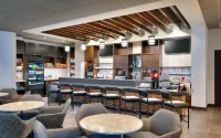 Hyatt Place Anchorage Midtown - bar