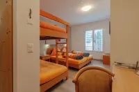 Ristorante Pensione Chalet Stazione Hotels in Poschiavo