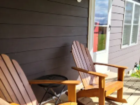 Scenic Mountain Getaway with a Firepit and Amazing Views of Mountains and Horses Hotels in Greene County