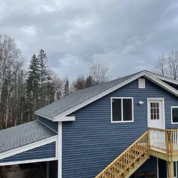 New two bedroom apartment on 9 acre property