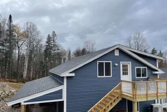 New two bedroom apartment on 9 acre property