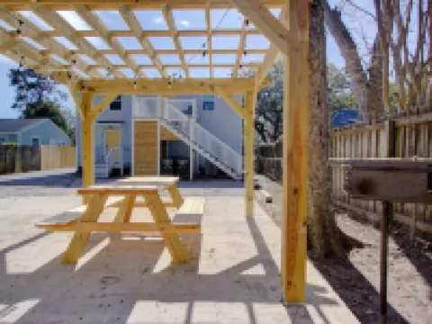 Fabulous Retreat! Centrally Located. Quiet & Cozy! Sleeps 4. Hi Sp Wifi & More. Hotel di Berkeley County