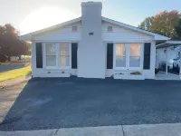 Simple  & spacious  1-bedroom basement living in Lexington. Close to W&L and VMI Hotels in Rockbridge County