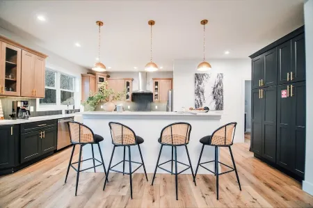 Innsbruck Ski&Tee - Designer's Dream, Theater & Arcade & Shuffleboard & Hot Tub