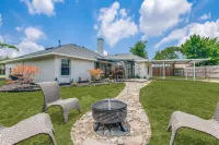 Cozy Designer Family Home Arcade, Park, Tennis, Trails, Pickleball and King bed