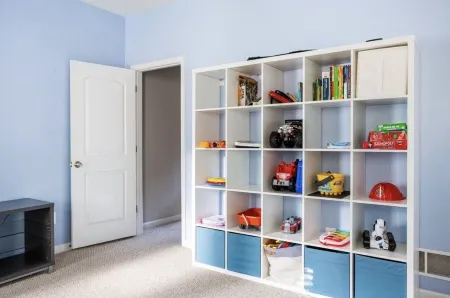 In the heart of Conshy, close to hwy & rails. Biking trail & close to Philly.