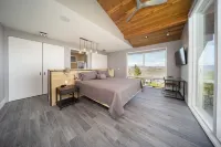 Colorado's Coolest Ski In/Out Home - World Class Mtn. Biking, Hiking & Fishing