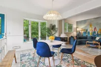 Wayzata Colorful Home w/ Office!