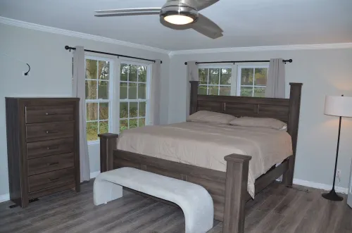 Suite Staycation: 2-story, 4BR/2BA, 2047sq ft home near hospitals & Ft. Novosel