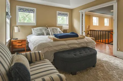 Perfect place for last minute staycation! The Roost in Midtown 플로리다 주립대학 주변 호텔