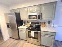 Coastal Escape 7 miles from Tybee Island Savannah & River Street Hotels in Whitemarsh Island