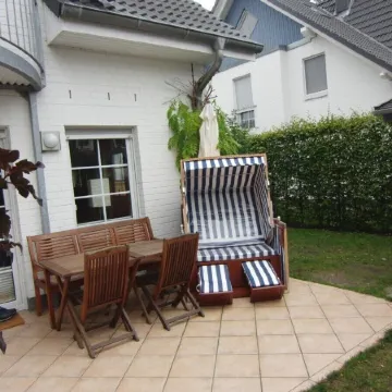 Comfortable dream house + 150m to the beach + south terrace + beach chair + dogs welcome