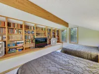 Spacious Condo in Schuss Village at Shanty Creek