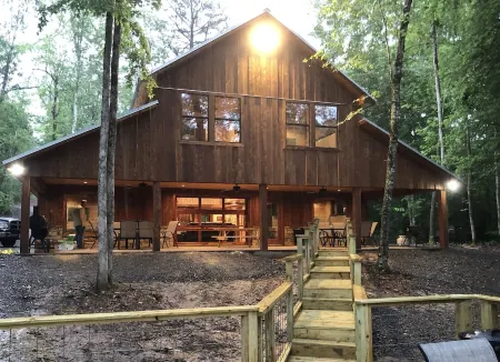 River View Hideaway on the Little Missouri River Отели в г. Мерфрисборо