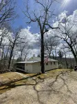 Cozy Mountain Retreat Adjoining Caesar’s Head State Park. Hotels near DuPont State Recreational Forest Visitor Center
