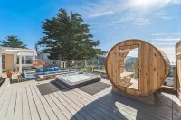 Oceanview Coastal Retreat Sauna, Hot Tub & Fire Pitstr Permit Number: 14614430