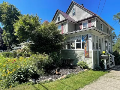 Renovated small town charm right next to SUNY Fredonia
