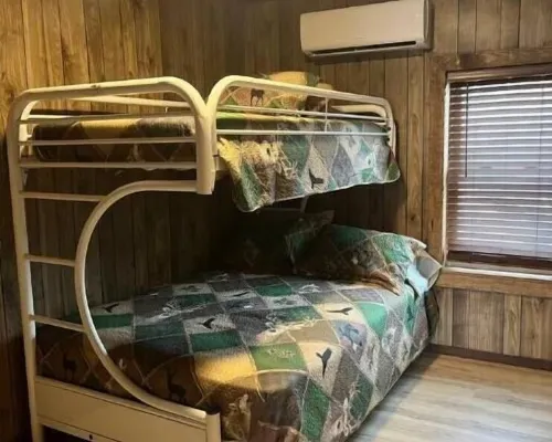Shingle Mill Cabin on south fork of Caddo River Hotels in Caddo Gap