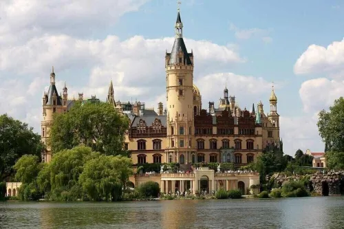 Apartment beach time, lovingly furnished, quiet location on Lake Schwerin