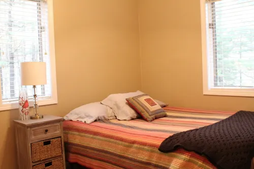 Beautiful home on Rifle River! Enjoy kayaking, outdoor fire, wildlife viewing - Wi-Fi
