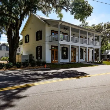 Old Town Bluffton 1 bedroom 1 bath apartment