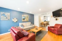 Amazing townhouse, amazing attractions, amazing city!