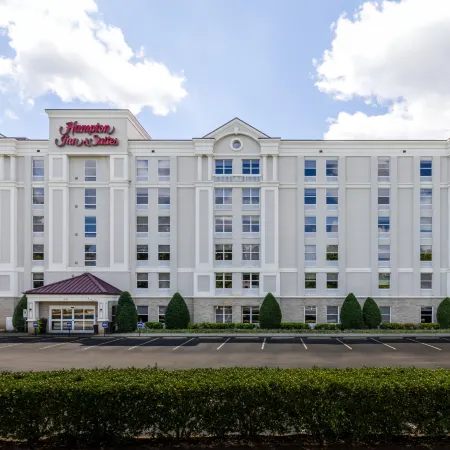 Hampton Inn & Suites Raleigh Cary Lenovo Center